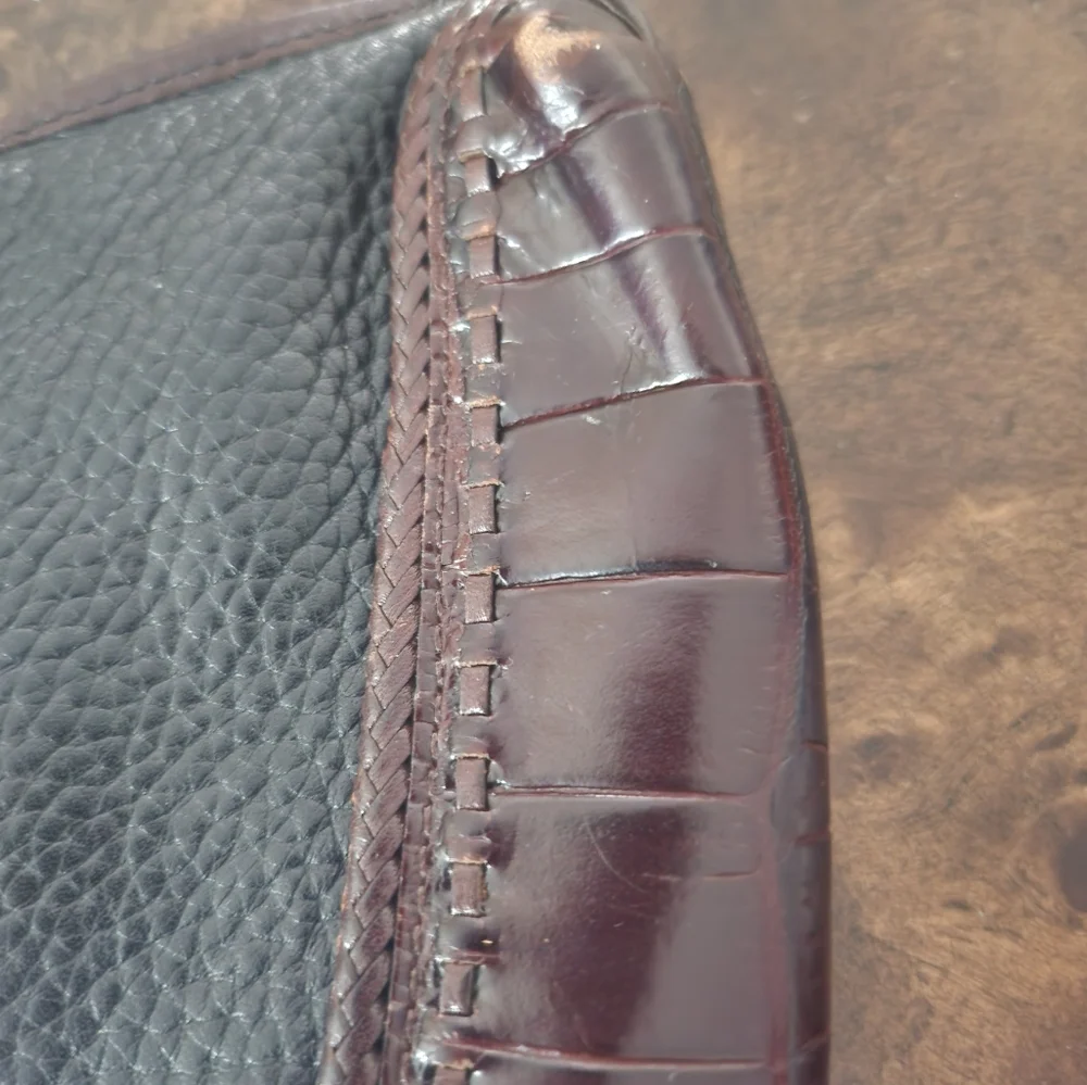 BRIGHTON leather pouch wallet